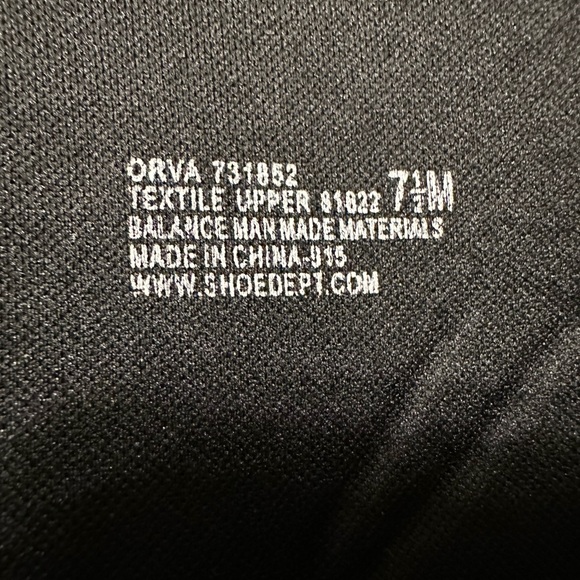 Black Boots size 7 1/2 - Picture 5 of 5